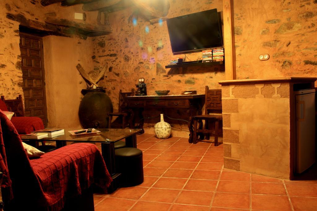 La Boticaria Casa Rural Apartamento Descargamaría Екстериор снимка