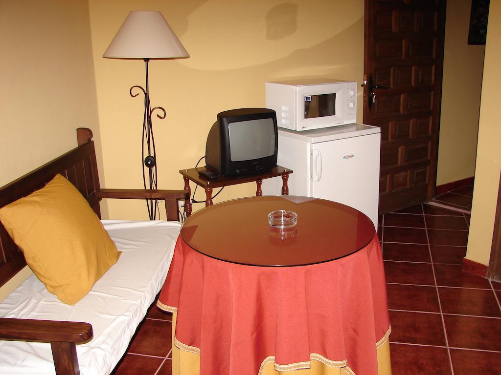 La Boticaria Casa Rural Apartamento Descargamaría Екстериор снимка