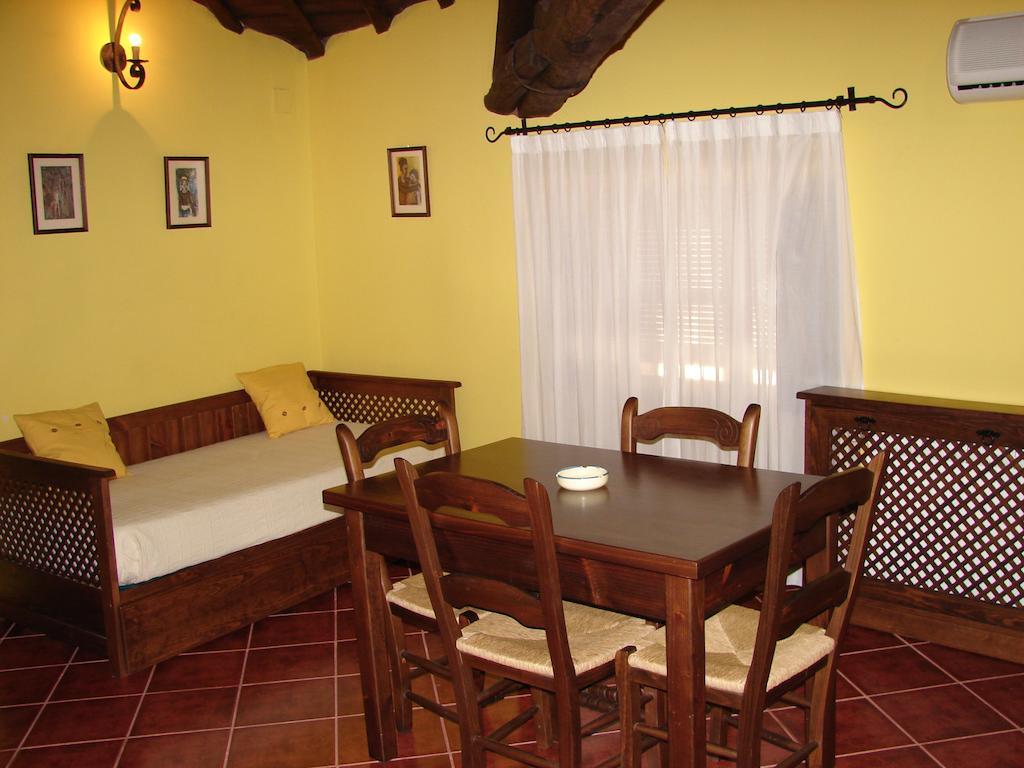 La Boticaria Casa Rural Apartamento Descargamaría Стая снимка